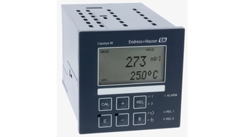 Liquisys COM223 ist ein kompakter Schalttafel-Messumformer für die Sauerstoffmessung.
