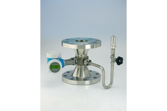 Prowirl F 200 with mounted pressure measuring unit for gases and steam (can be rotated through 360 °) Prowirl F 200 with mounted pressure measuring unit for gases and steam (can be rotated through 360 °)