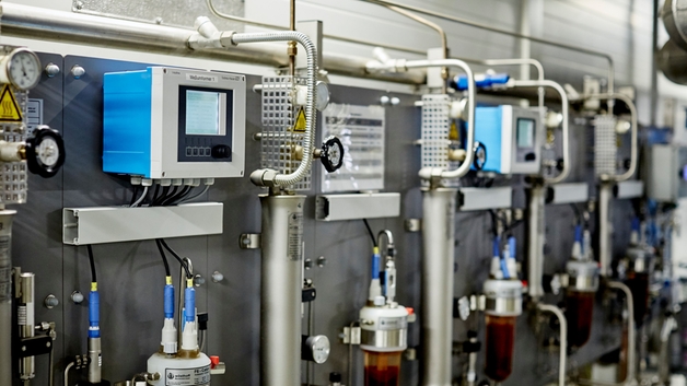 SWAS-Analysepanel für den Wasser-/Dampfkreislauf im Heizkraftwerk Zwickau Süd